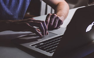 爱游戏体育官方在线-_篮网队团队合作出色，保持领先位置_，篮网队的成员